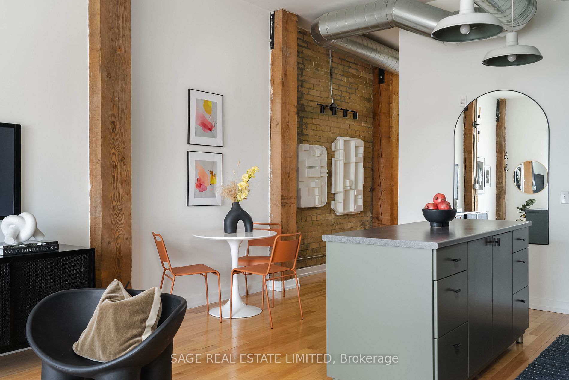 Listing image 1