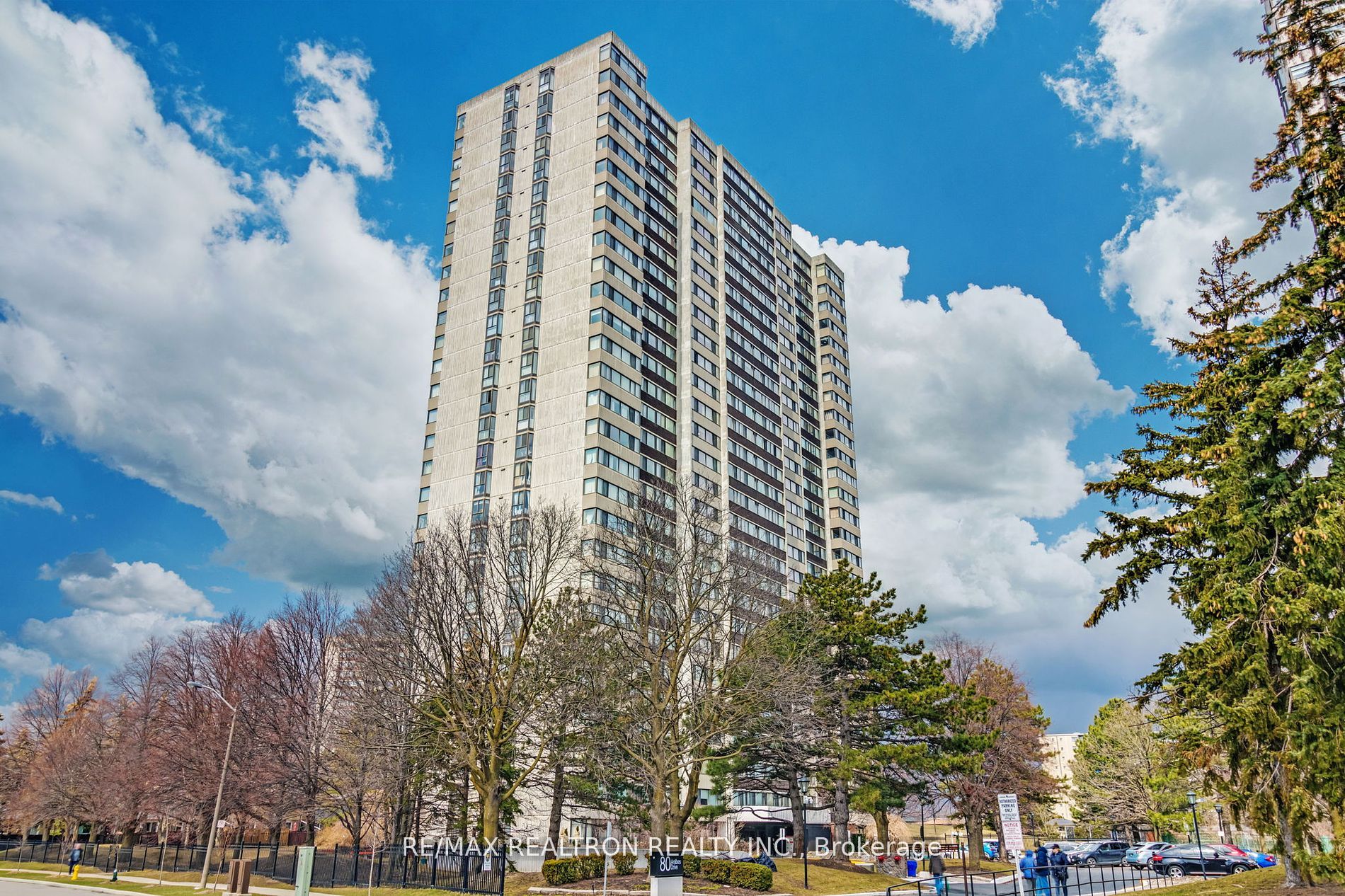 Listing image 0