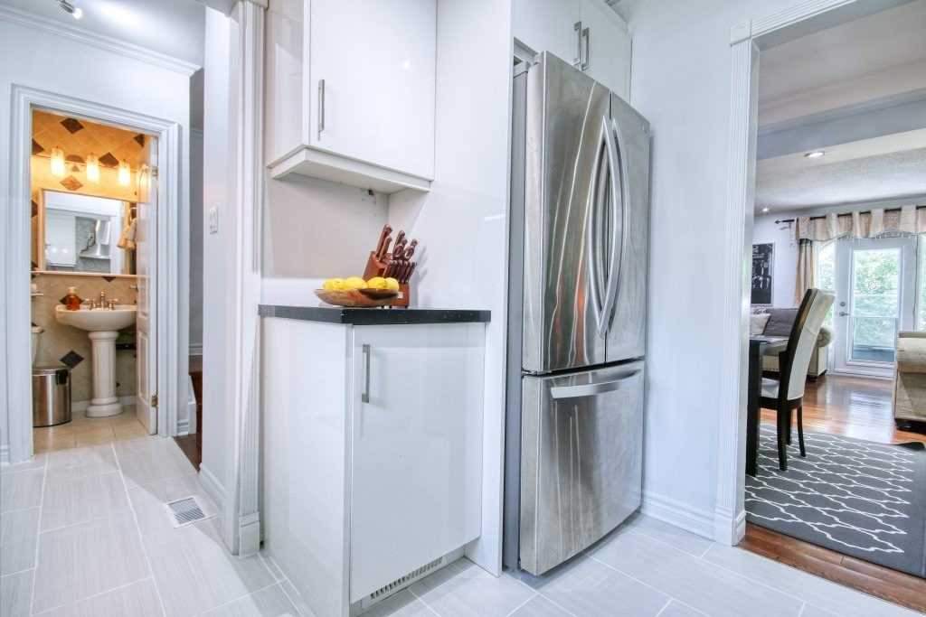Listing image 1
